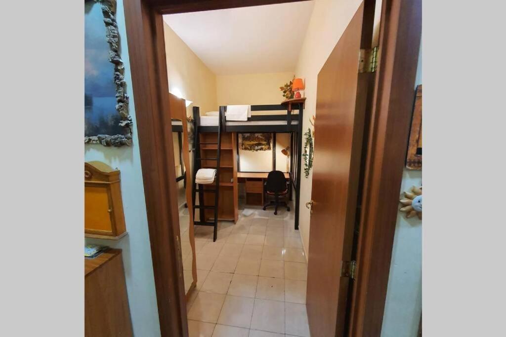 Napolix Centro, Intero Appartamentino, Casa Vacanze, Suite Tricamere Nel Cuore Di Napoli المظهر الخارجي الصورة